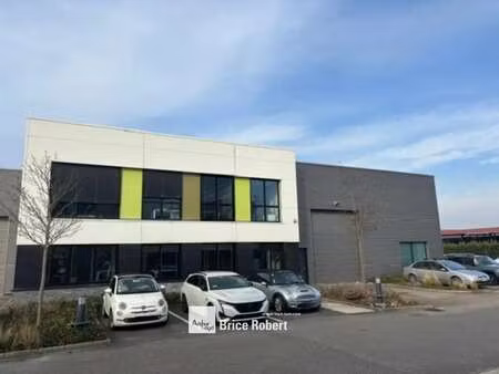 vente local d'activités 615 m²