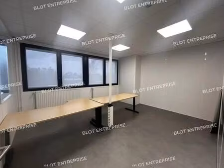 location bureaux 142 m²