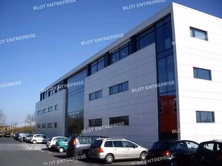 vente bureaux 135 m² à 451 m²