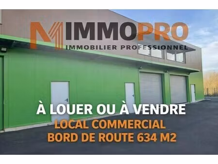location commerce les arcs 83460 634m²