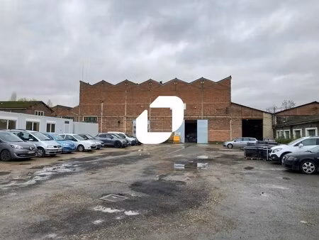vente entrepôt 11 500 m²
