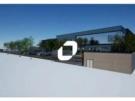 vente local d'activités 3 643 m²