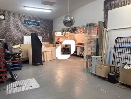 vente local d'activités 157 m²