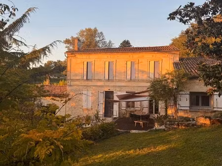 maison en pierre xixe rénovée avec vue dordogne  gîte indépendant  terrain 4000 m2 et...