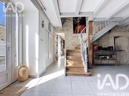 vente maison à saint-pierre-d'amilly (17700) : à vendre / 160m² saint-pierre-d'amilly