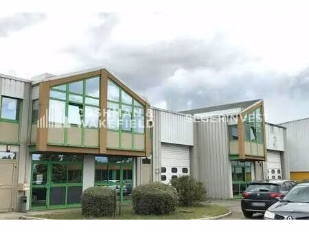 location local d'activités 275 m² à 630 m²