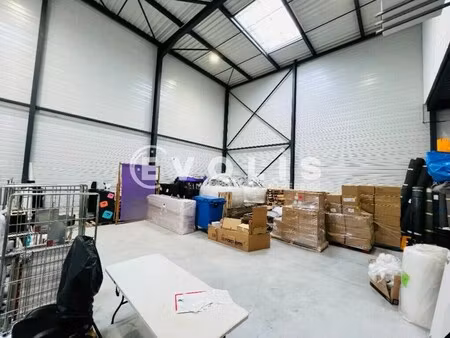 location local d’activités vaires sur marne 77360 401m²