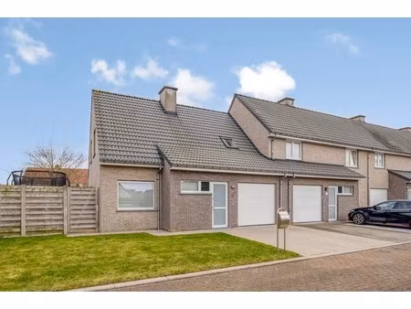 huis te koop in wevelgem met 3 slaapkamers