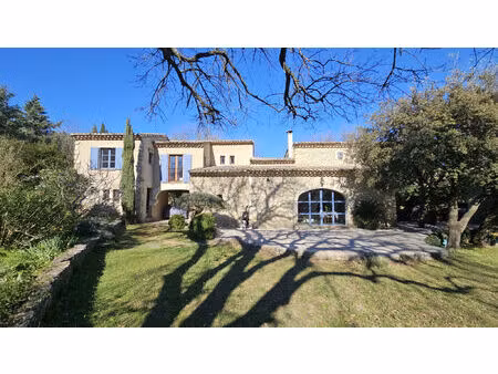 vente maison 5 pièces 185 m² uzès (30700)
