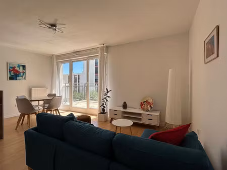 location appartement 3 pièces 61m²