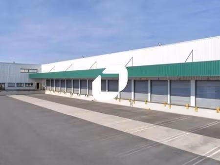 location entrepôt 3 500 m² à 24 132 m²