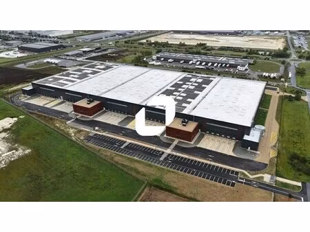 location entrepôt 5 966 m² à 31 562 m²