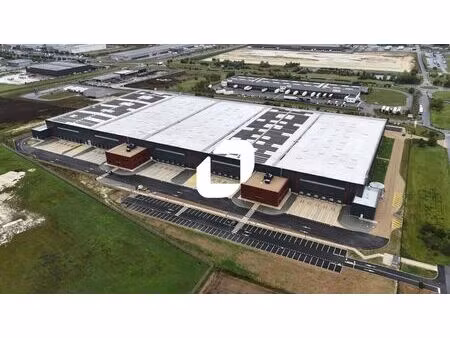 location entrepôt recy 51520 5966m² à 31562m²