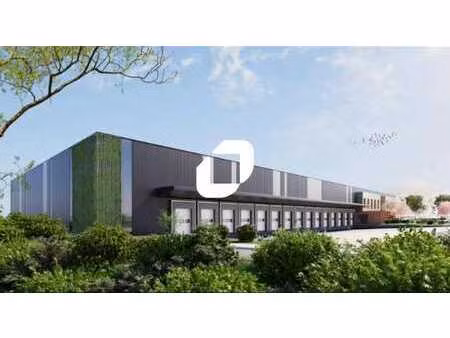 location entrepôt toulon 83000 5114m²