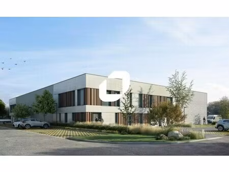 location local d'activités 5 953 m² à 22 610 m²