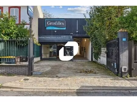 location local d'activités 109 m² à 350 m²