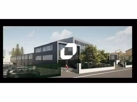 location local d'activités 2 302 m²