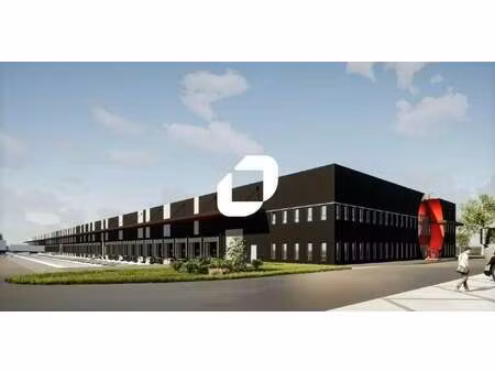 location entrepôt 8 950 m²