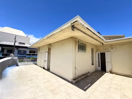 vente maison 6 pièces 150 m² à saint-denis (97400)  388 500 €