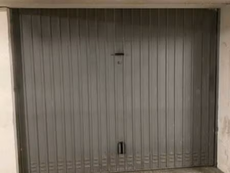 location parking caen 14000