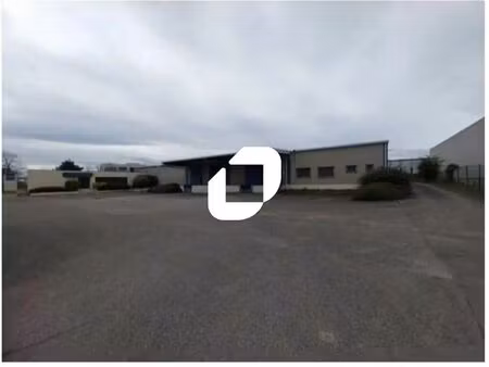 location local d'activités 2 924 m²
