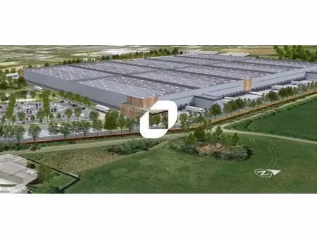 location entrepôt amilly 45200 77000m²