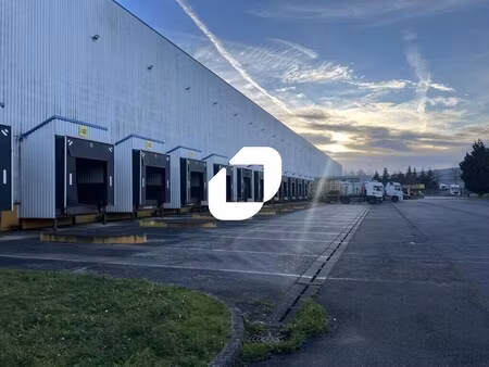 location entrepôt bondoufle 91070 16393m²