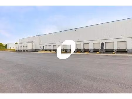 location entrepôt raillencourt sainte olle 59554 3142m² à 10566m²