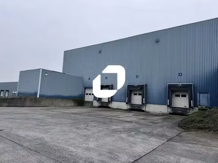 location entrepôt roncq 59223 6805m²