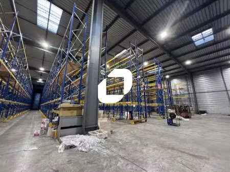 location entrepôt seclin 59113 4886m²