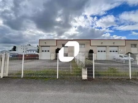 location local d’activités chassieu 69680 354m²