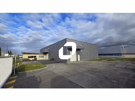 location local d’activités vourles 69390 870m²