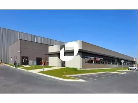 location entrepôt ferrieres 77164 6000m² à 32240m²