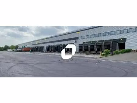 location entrepôt longueil sainte marie 60126 4833m² à 42391m²