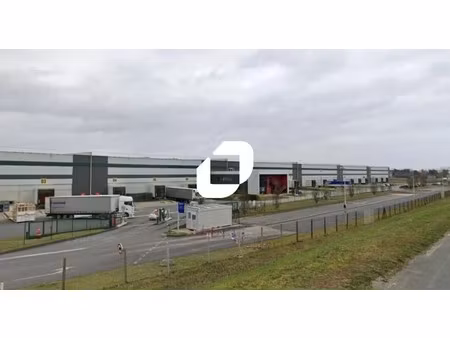 location entrepôt 6 000 m² à 12 679 m²