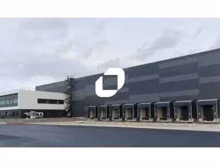location entrepôt saint jean de la neuville 76210 7268m²