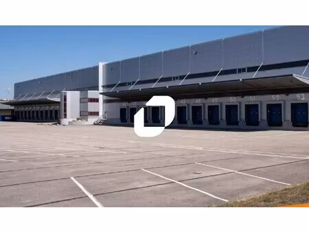 location entrepôt saint quentin fallavier 38070 19342m²