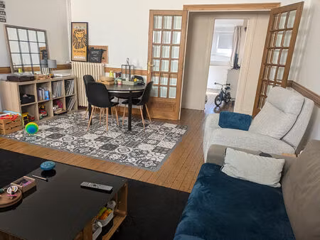 location appartement 5 pièces 117m²