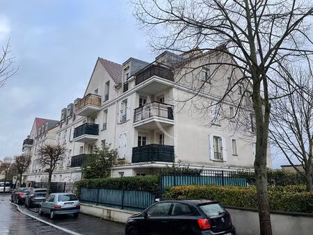 location appartement 2 pièces  51.98m²  torcy