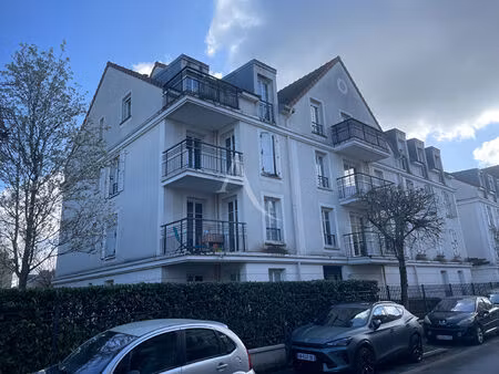 location appartement 3 pièces  64.09m²  torcy