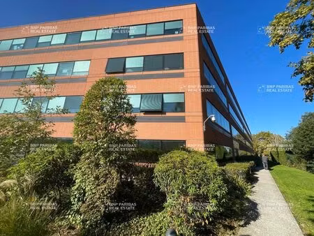 location bureaux 155 m² à 6 155 m²