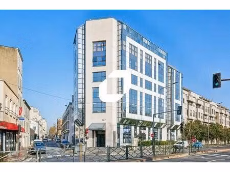 location bureaux 204 m² à 966 m²