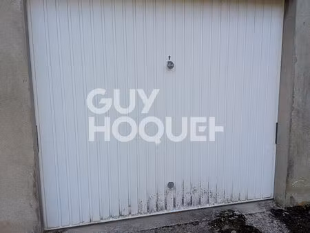 parking / box auxerre