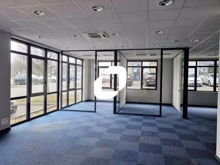 location bureaux 127 m² à 355 m²