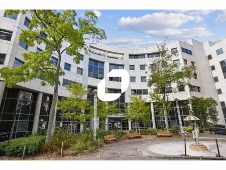 location bureaux 303 m²