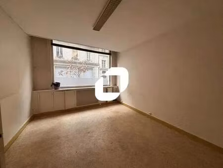 location bureaux 160 m²