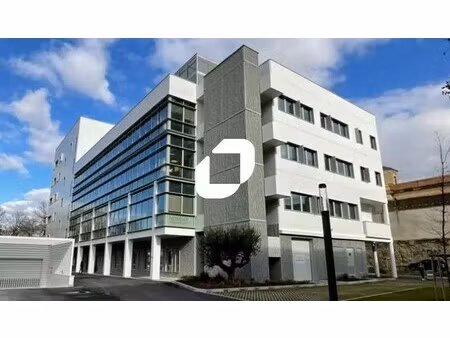 location bureaux 585 m² à 3 614 m²
