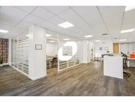 location bureaux 160 m²