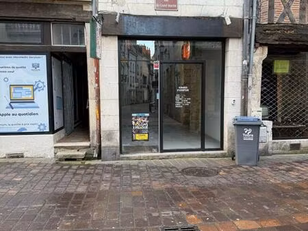 location property.type.service à tours (37000)