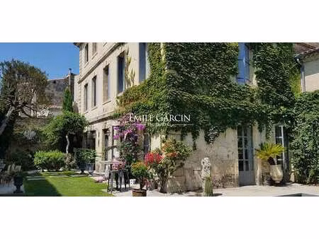 maison avec piscine aigues-mortes (30)